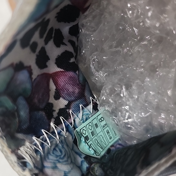 Blowfish Gray Open-Toe Sandals with Buckle womens 8 great condition number 4017 - Picture 6 of 9